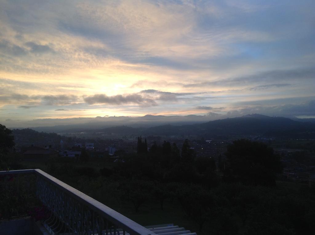 Miravalle Suites Paipa Kültér fotó